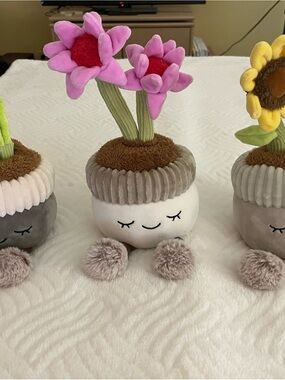 Russ 3 piece Plush Flower Pots